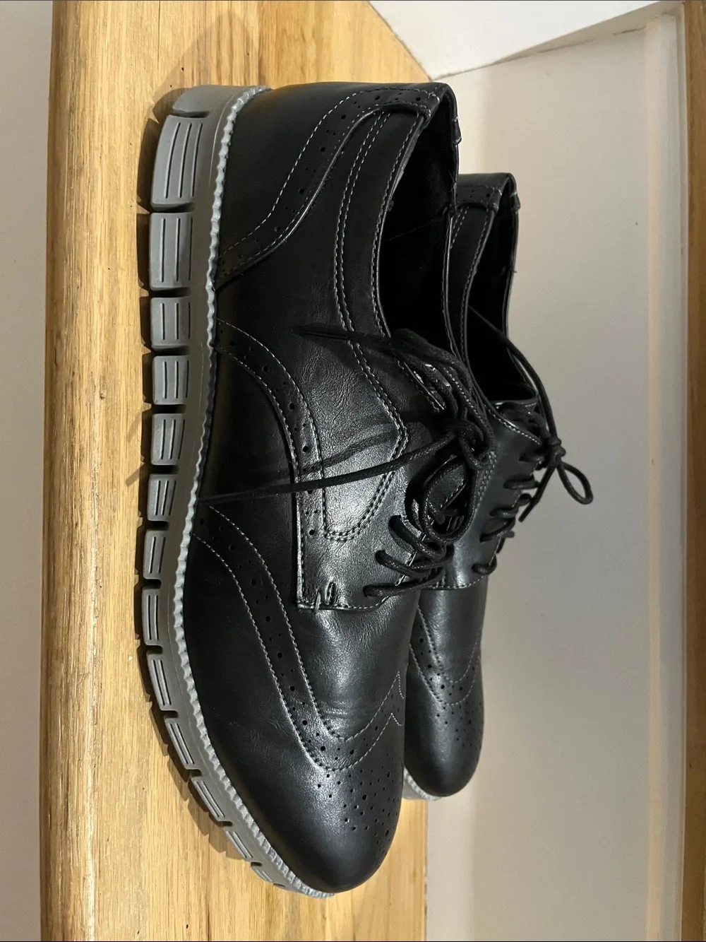 Deer Stags Black Wingtip Derby Dress Shoes